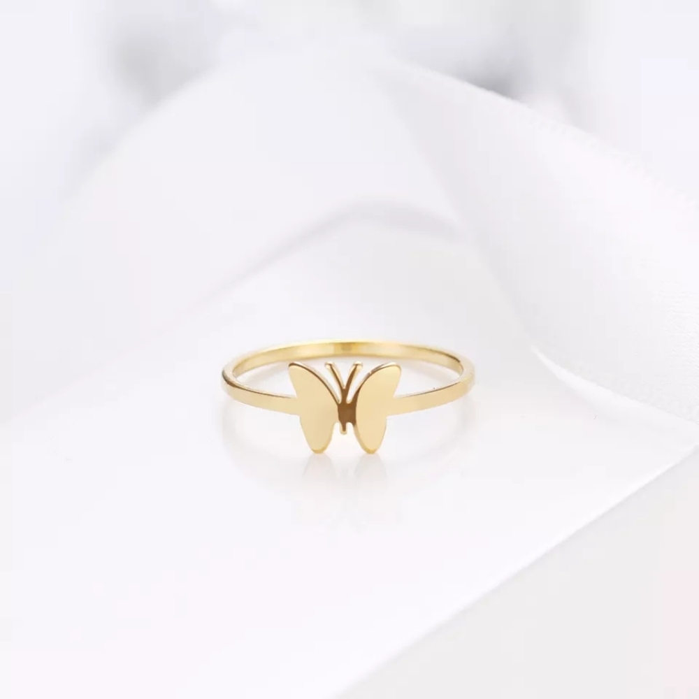 Pretty Butterfly Ring - Picture 3 of 4